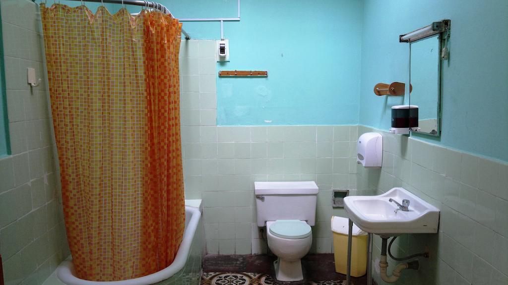 Friends House Lima Quarto foto
